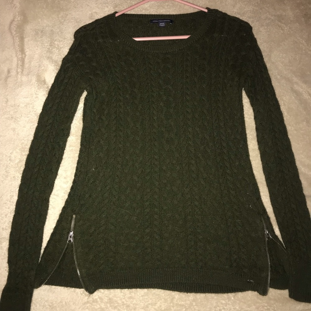 American Eagle sweater!